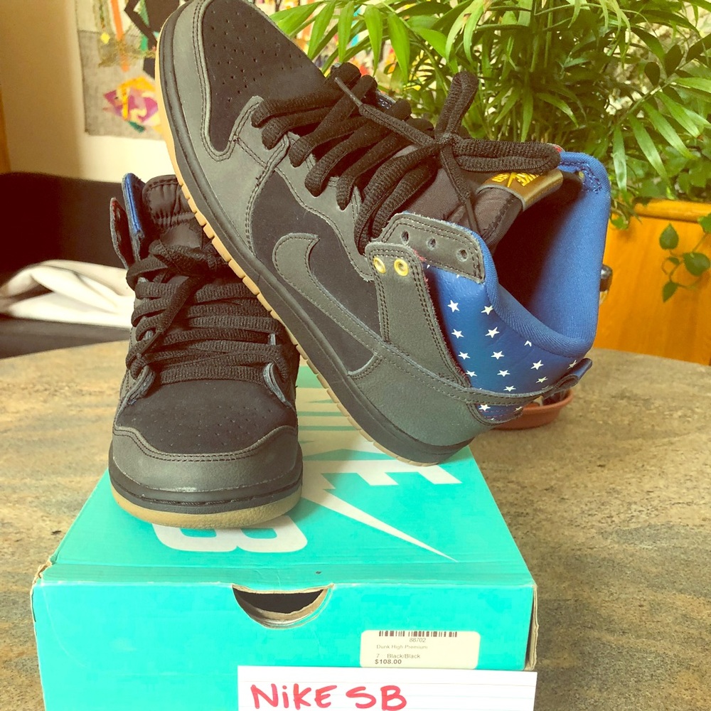 Nike Sb Captain America